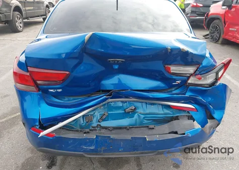 2021 Kia Rio S z USA, uszkodzony, nr VIN 3KPA24AD4ME403578